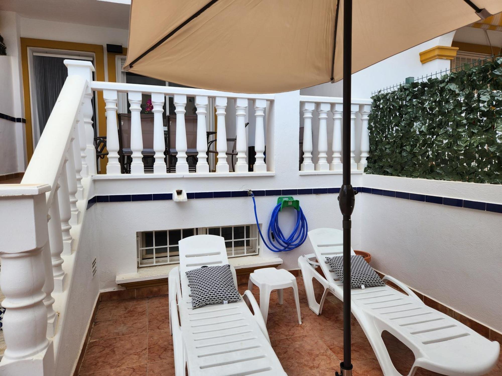 Triplex Adosado De Cuatro Dormitorios De Esencia Maritima A 2 Minutos De La Playa! Вера Экстерьер фото